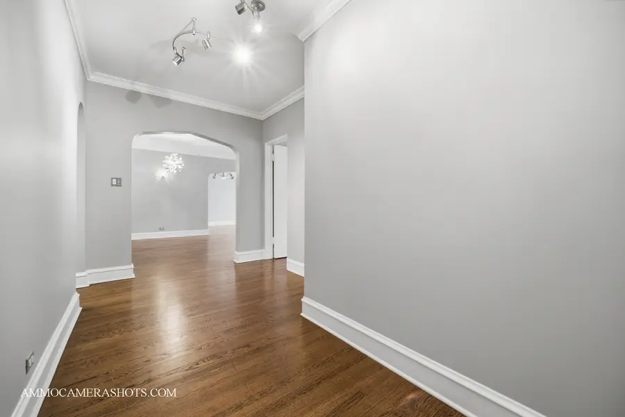 6807 S Paxton Avenue #1, Chicago, IL 60649 - #3