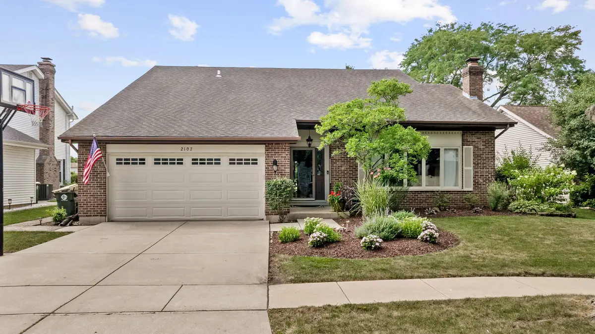 2107 Wheeler Street, Woodridge, IL 60517 - #1