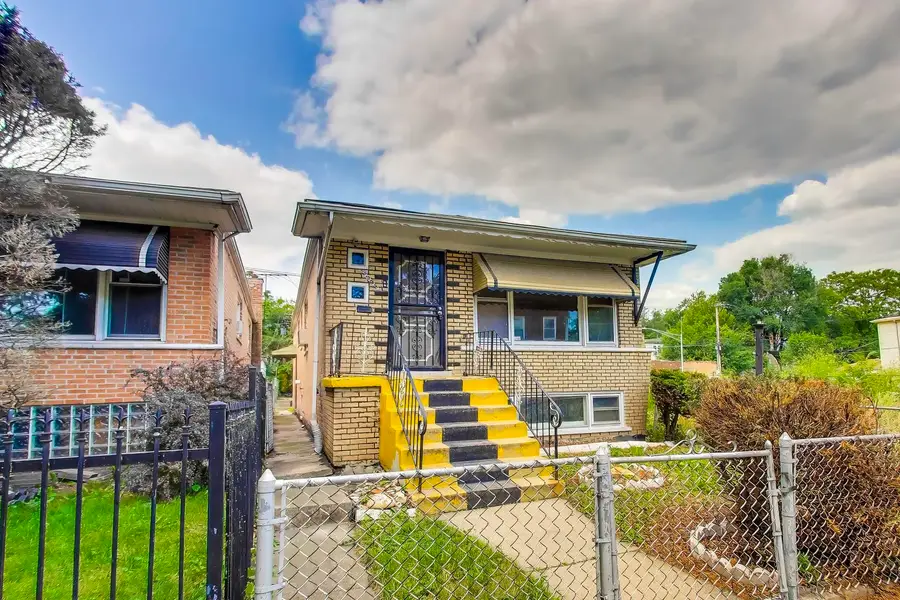 6506 S Laflin Street, Chicago, IL 60636 - #2