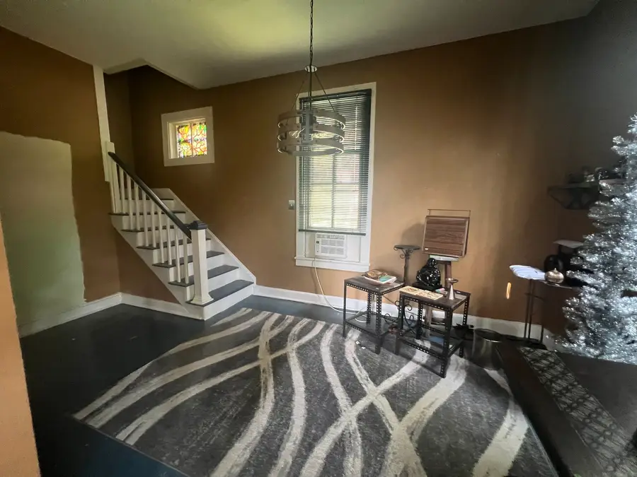 202 E Lincoln Street, Mount Carroll, IL 61053 - #3