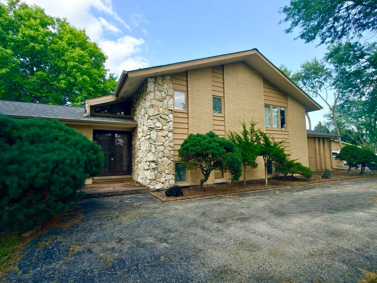 7826 Dunham Road, Downers Grove, IL 60516 - #1