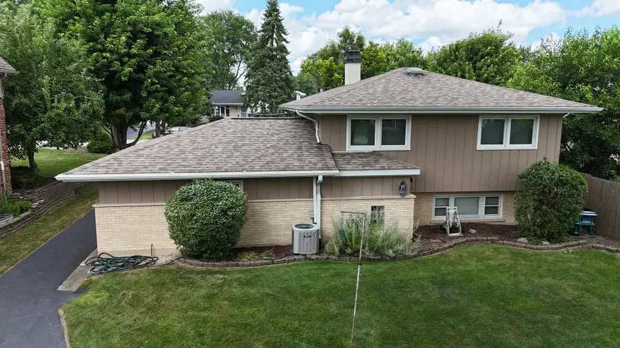 23 W 56th Place, Westmont, IL 60559 - #2
