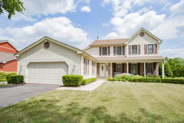 358 E Beech Drive, Schaumburg, IL 60193