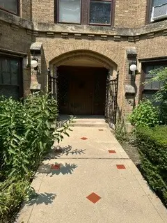 2432 W Greenleaf Avenue #2, Chicago, IL 60645 - #2