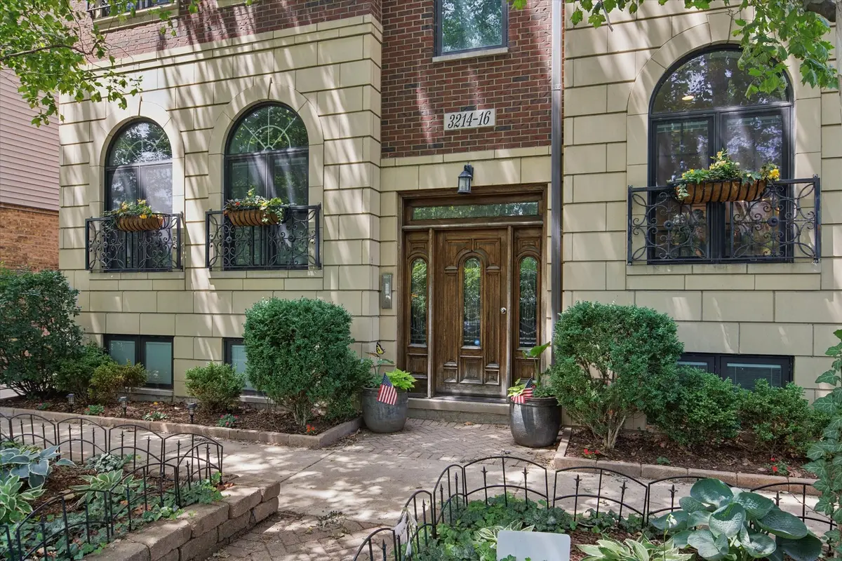 3216 N Ravenswood Avenue #1N, Chicago, IL 60657 - #1
