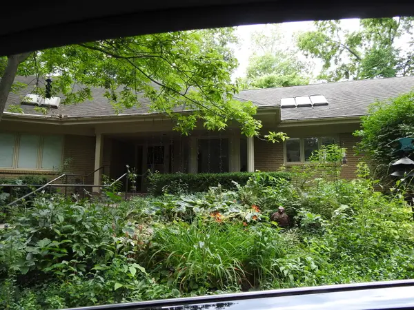 5525 Blackthorn Drive, Rockford, IL 61107