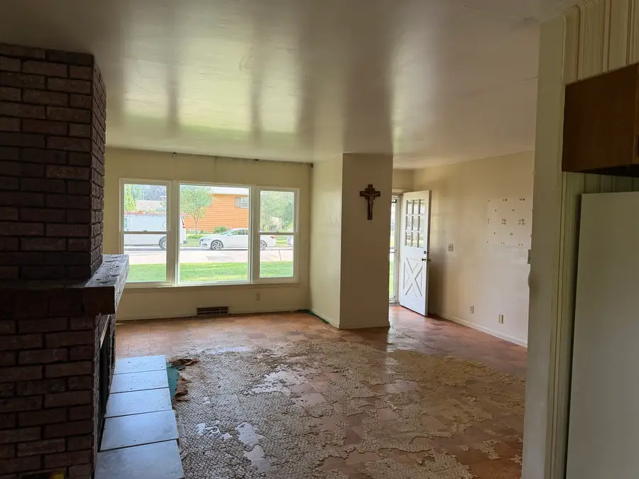 21 Scarsdale Road, Montgomery, IL 60538 - #2