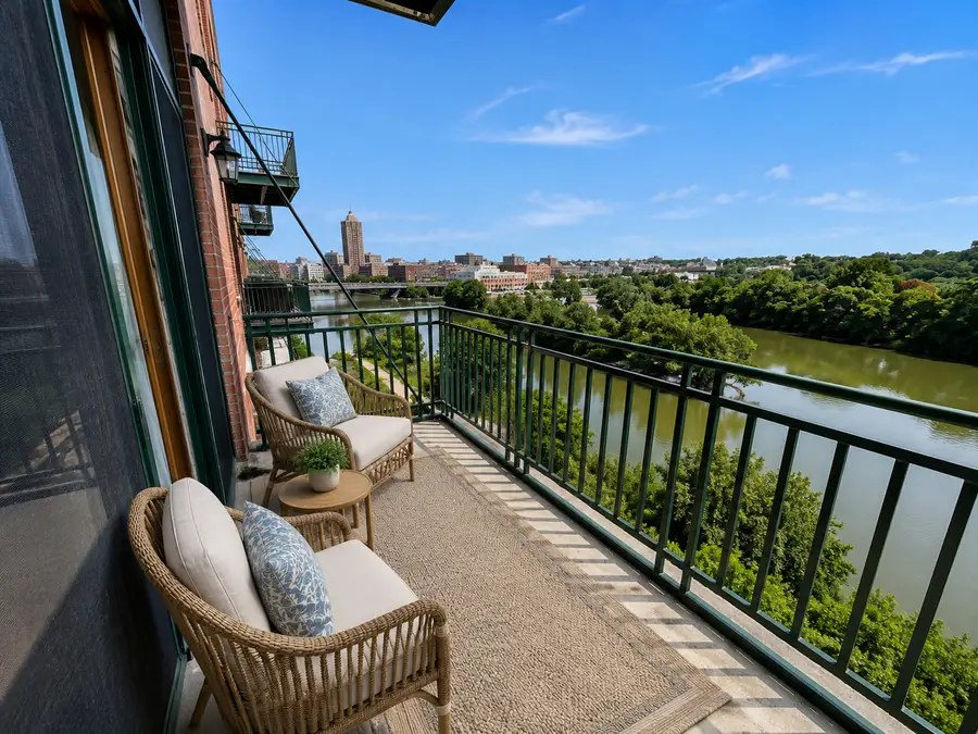 160 S River Street #305, Aurora, IL 60506 - #2