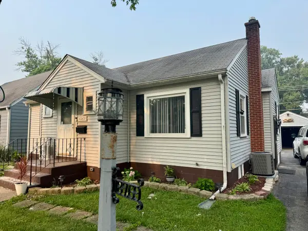 18269 Burnham Avenue, Lansing, IL 60438