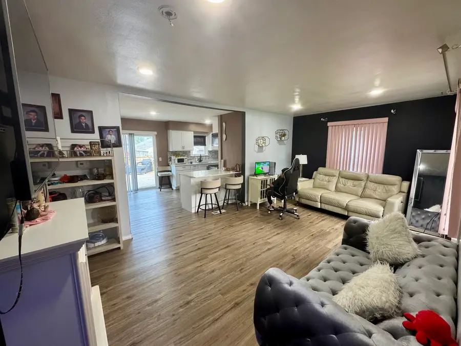 18269 Burnham Avenue, Lansing, IL 60438 - #2