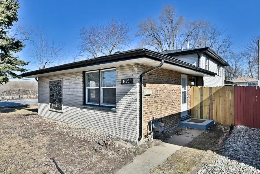 14201 Maryland Avenue, Dolton, IL 60419 - #3