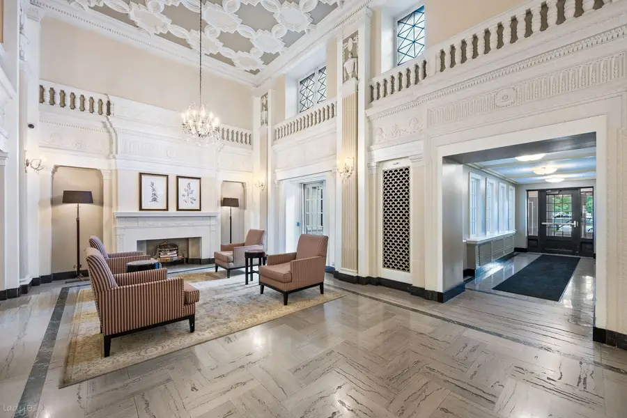 3520 N Lake Shore Drive #3P, Chicago, IL 60657 - #3