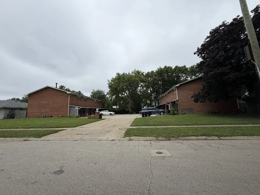 312 Riley Drive, Bloomington, IL 61701 - #3