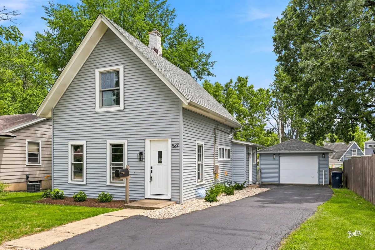 987 South Street, Elgin, IL 60123 - #1