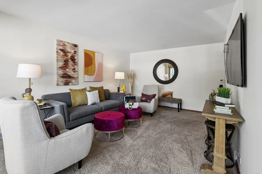 7265 W Summerdale Avenue, Chicago, IL 60656 - #3