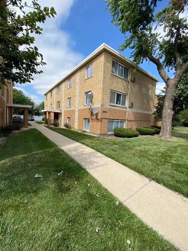 5580 S Archer Avenue #1C, Chicago, IL 60638