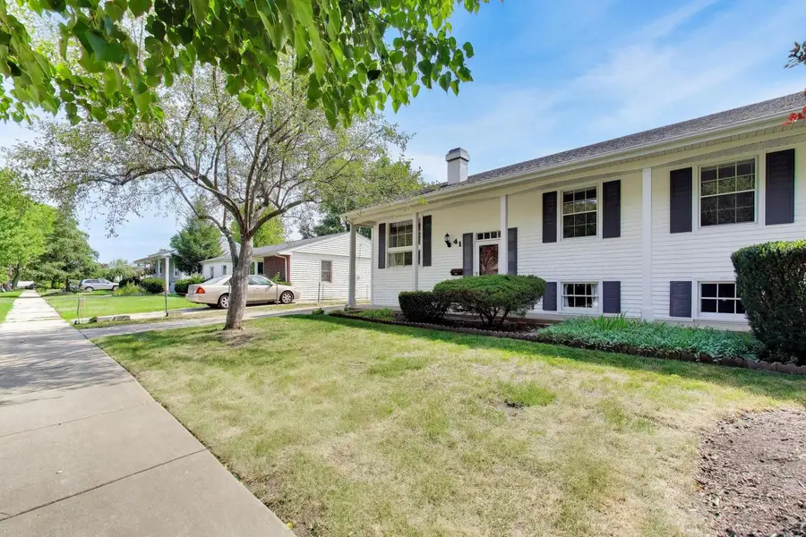 41 Redwood Trail, Wheeling, IL 60090 - #2