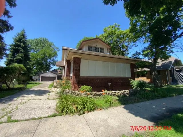 7342 S Bennett Avenue, Chicago, IL 60649 - #1