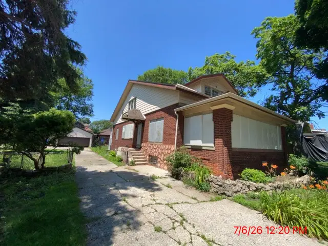 7342 S Bennett Avenue, Chicago, IL 60649 - #2