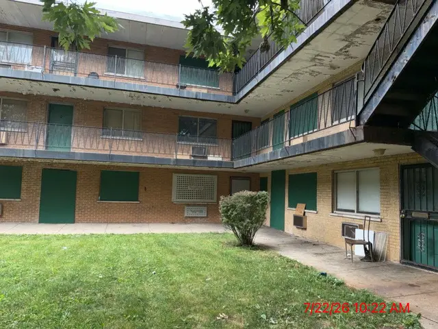 9126 S Buffalo Avenue #1F, Chicago, IL 60617 - #2