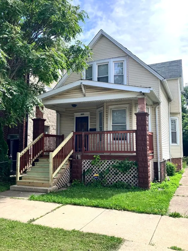 11035 S Edbrooke Avenue, Chicago, IL 60628