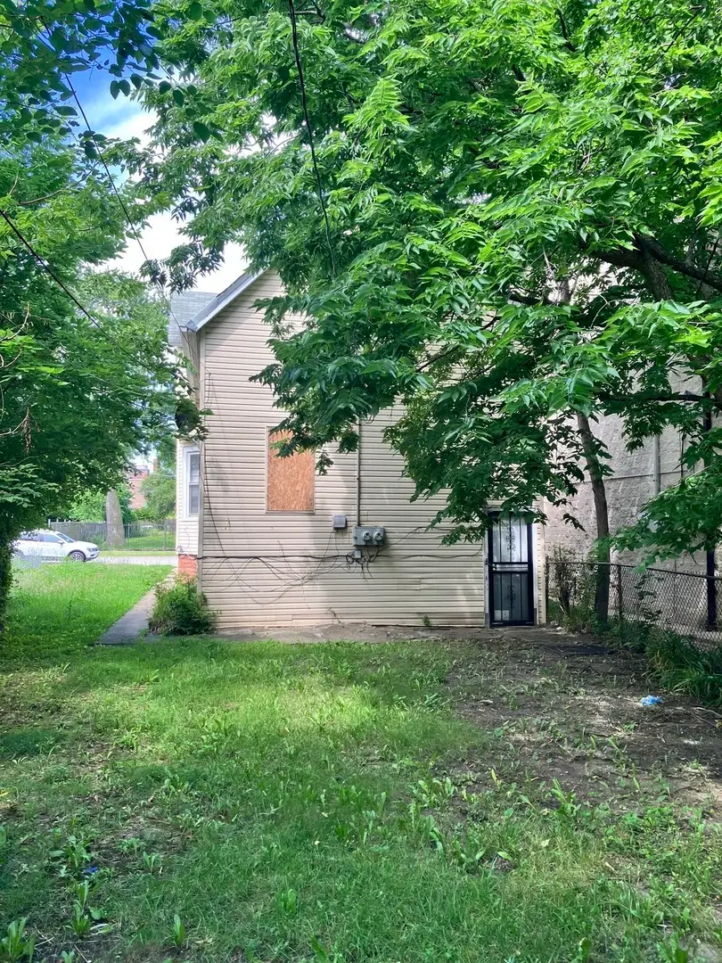 11035 S Edbrooke Avenue, Chicago, IL 60628 - #3