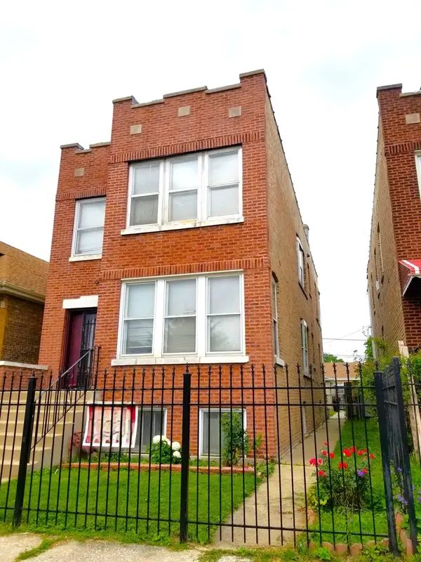 3028 W 53rd Place, Chicago, IL 60632