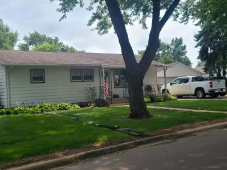 1314 Shawnee Lane, Ottawa, IL 61350 - #2
