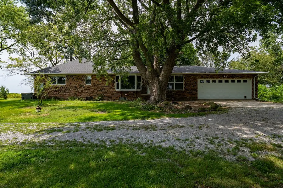 33777 E 500 North Road, Chatsworth, IL 60921 - #2