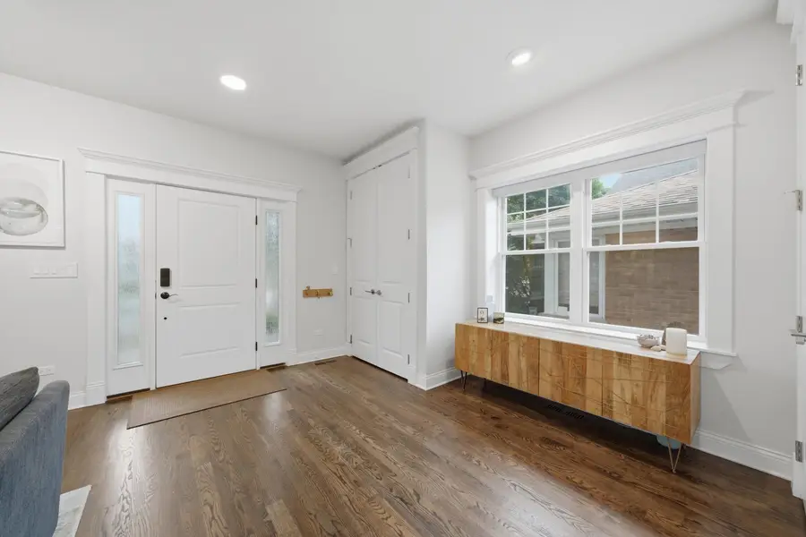 6305 N Kildare Avenue, Chicago, IL 60646 - #3