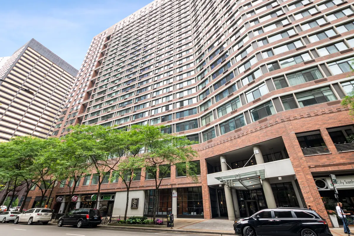 211 E Ohio Street #817, Chicago, IL 60611 - #1