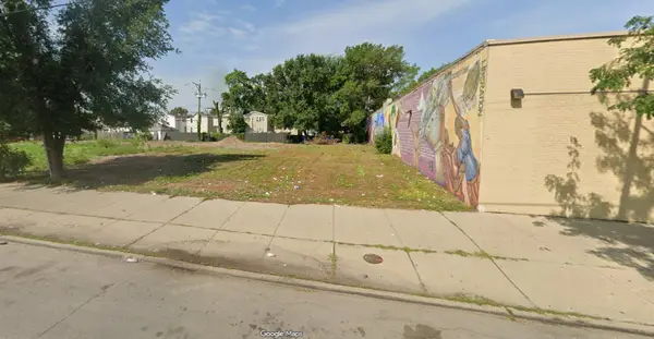 6818 S Ashland Avenue, Chicago, IL 60636