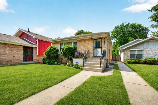 7768 S Luella Avenue, Chicago, IL 60649