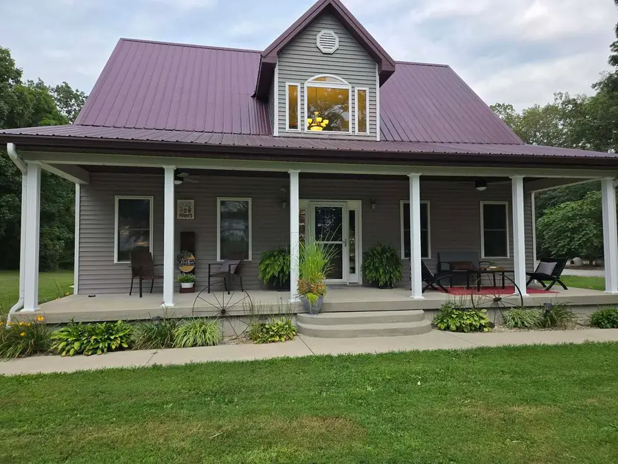 18178 N White Swan Lane, Richview, IL 62877 - #3