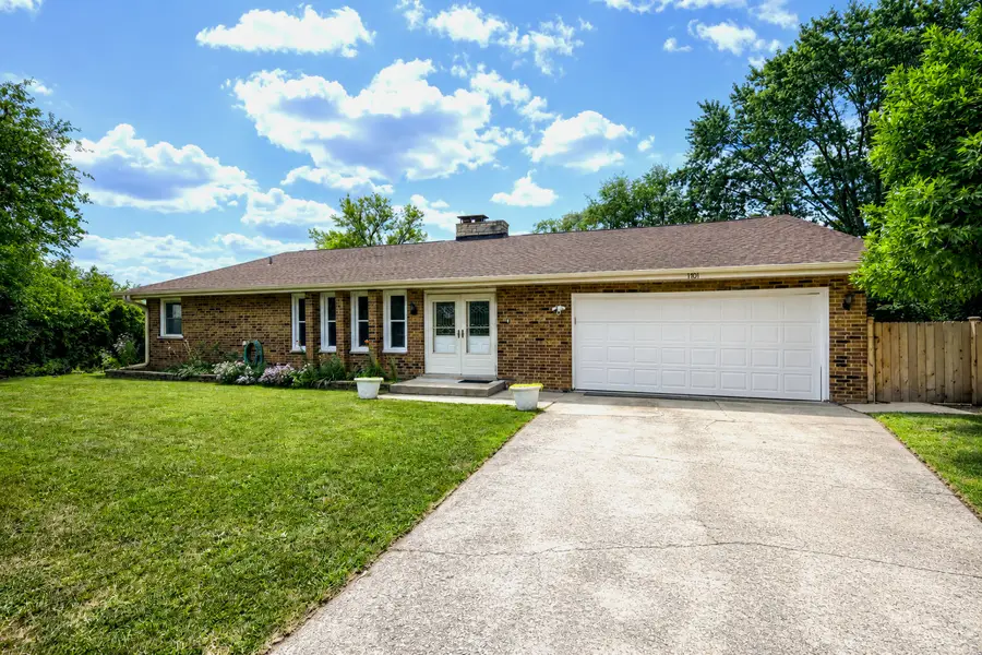 1701 Lynwood Lane, Crest Hill, IL 60403 - #2