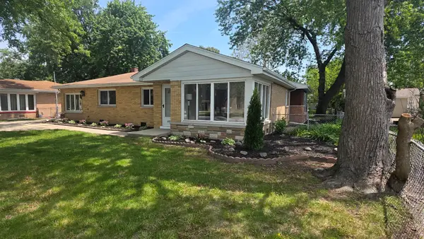 8867 Mobile Avenue, Oak Lawn, IL 60453