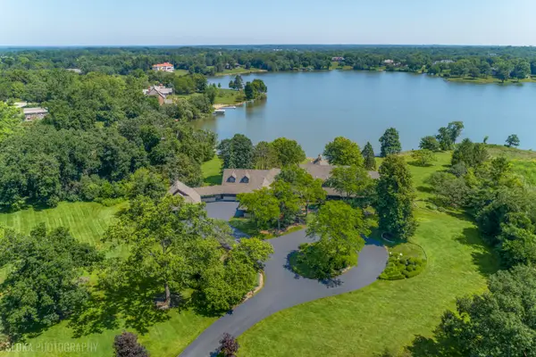 82 Hawley Woods Road, Barrington Hills, IL 60010
