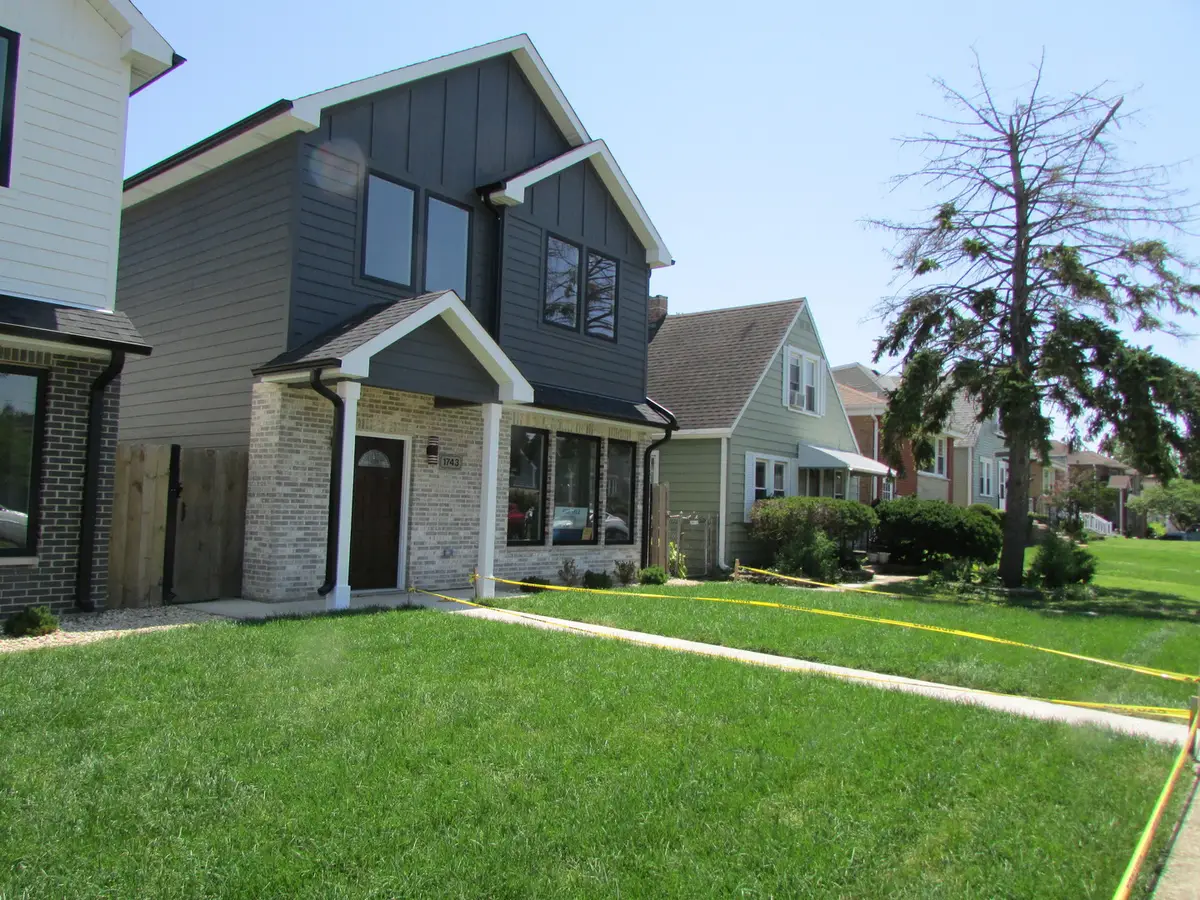 1743 N 34th Avenue, Stone Park, IL 60165 - #1