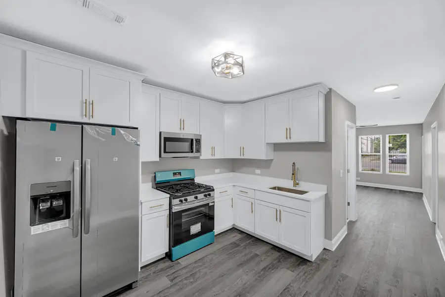 5043 S Racine Avenue, Chicago, IL 60609 - #3