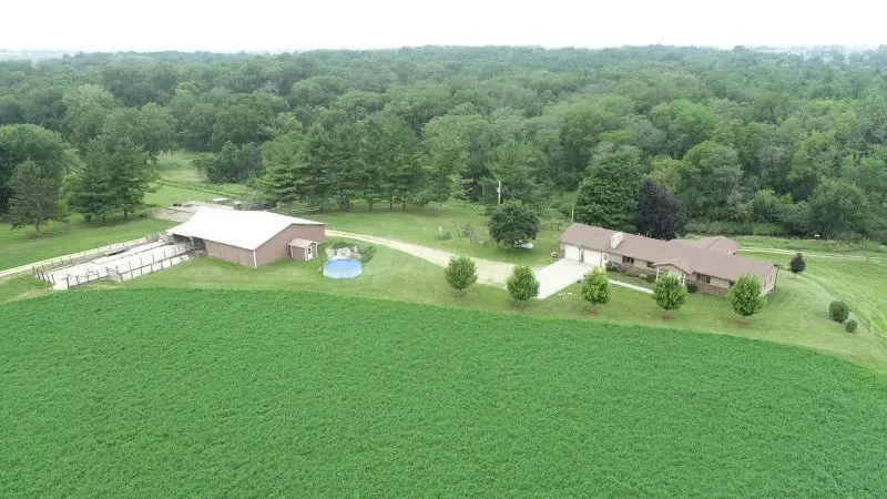 2688 252nd Street, De Witt, IA 52742 - #2