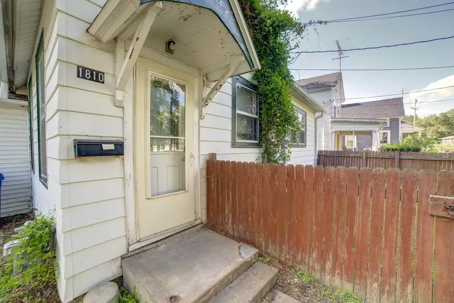 1810 Belle Avenue, Davenport, IA 52803 - #2