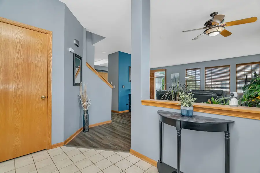 16107 Huron Street, Crest Hill, IL 60403 - #3