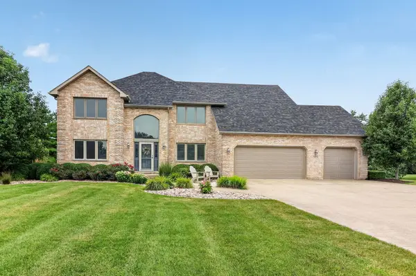 1212 Leinster Drive, Lemont, IL 60439