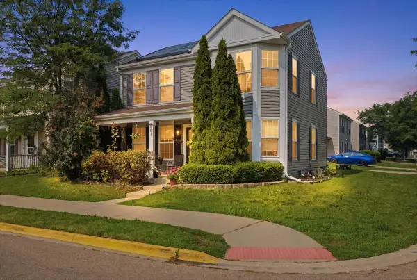 881 Serendipity Drive, Aurora, IL 60504
