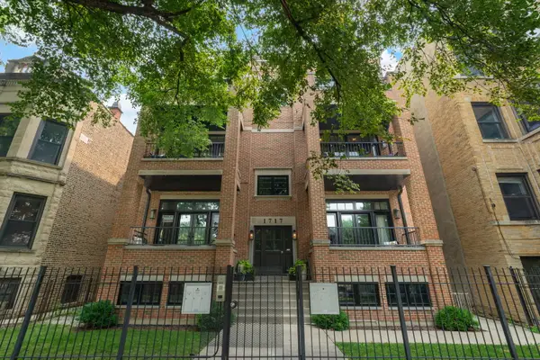 1717 N Humboldt Boulevard #2S, Chicago, IL 60647