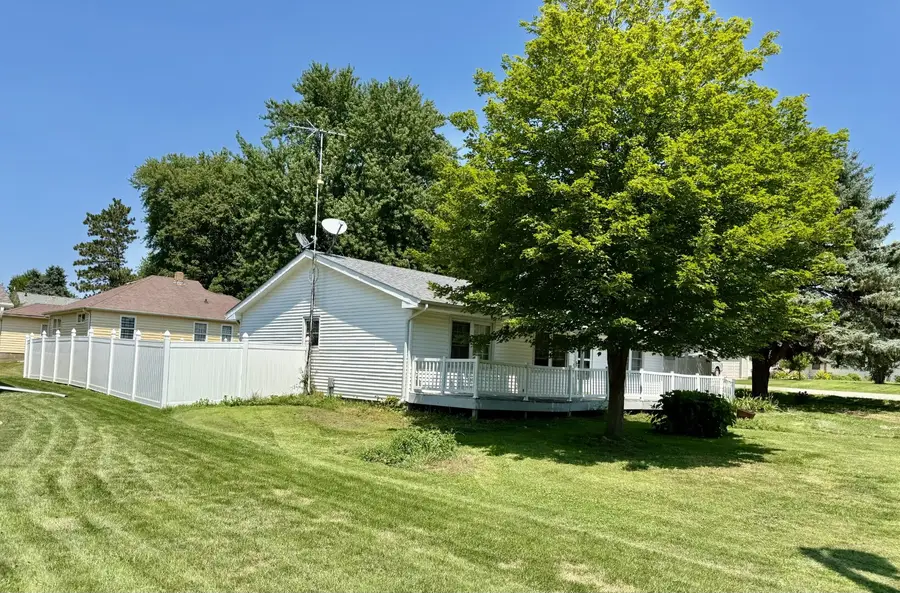 106 Sw 7th Street, Galva, IL 61434 - #3