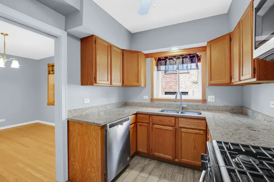 10433 S Hale Avenue #1A, Chicago, IL 60643 - #2