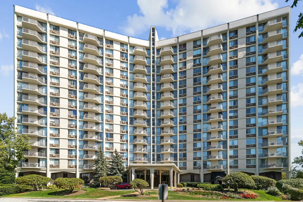 40 N Tower Road #1E, Oak Brook, IL 60523 - #1