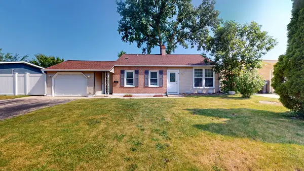 100 Edgewood Drive, Streamwood, IL 60107