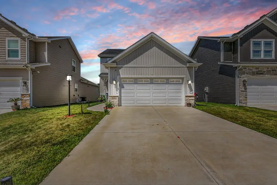 4512 Legends Drive, Champaign, IL 61822 - #2